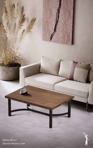 Muebles de hierro forjado. Mesas de hierro en Argentina. Muebles de hierro y madera. Muebles en Argentina