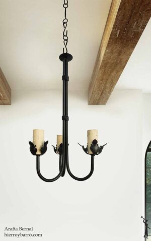 Arañas de hierro. Iluminación para interiores. Lamparas colgantes. Lámparas de hierro en Argentina. Lamparas de techo.