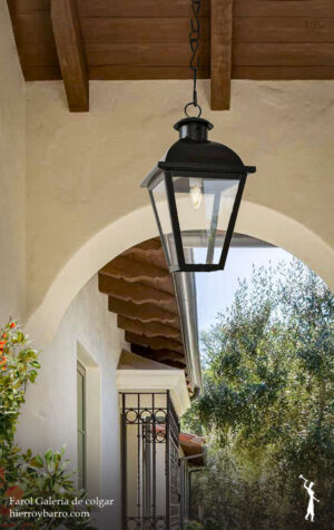 Lamparas de hierro. Iluminación de interiores. Lámparas para interiores. Apliques en Argentina. Iluminación en Argentina