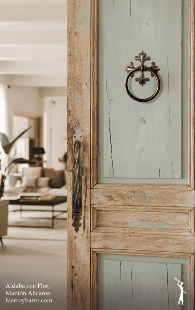 Aldaba con Flor de los Templarios